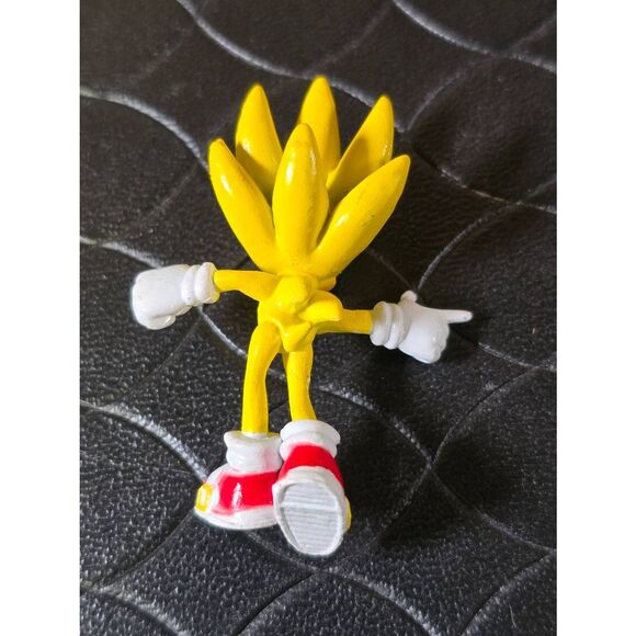 Rare Super Sonic Action Figure - Picture 2 of 5